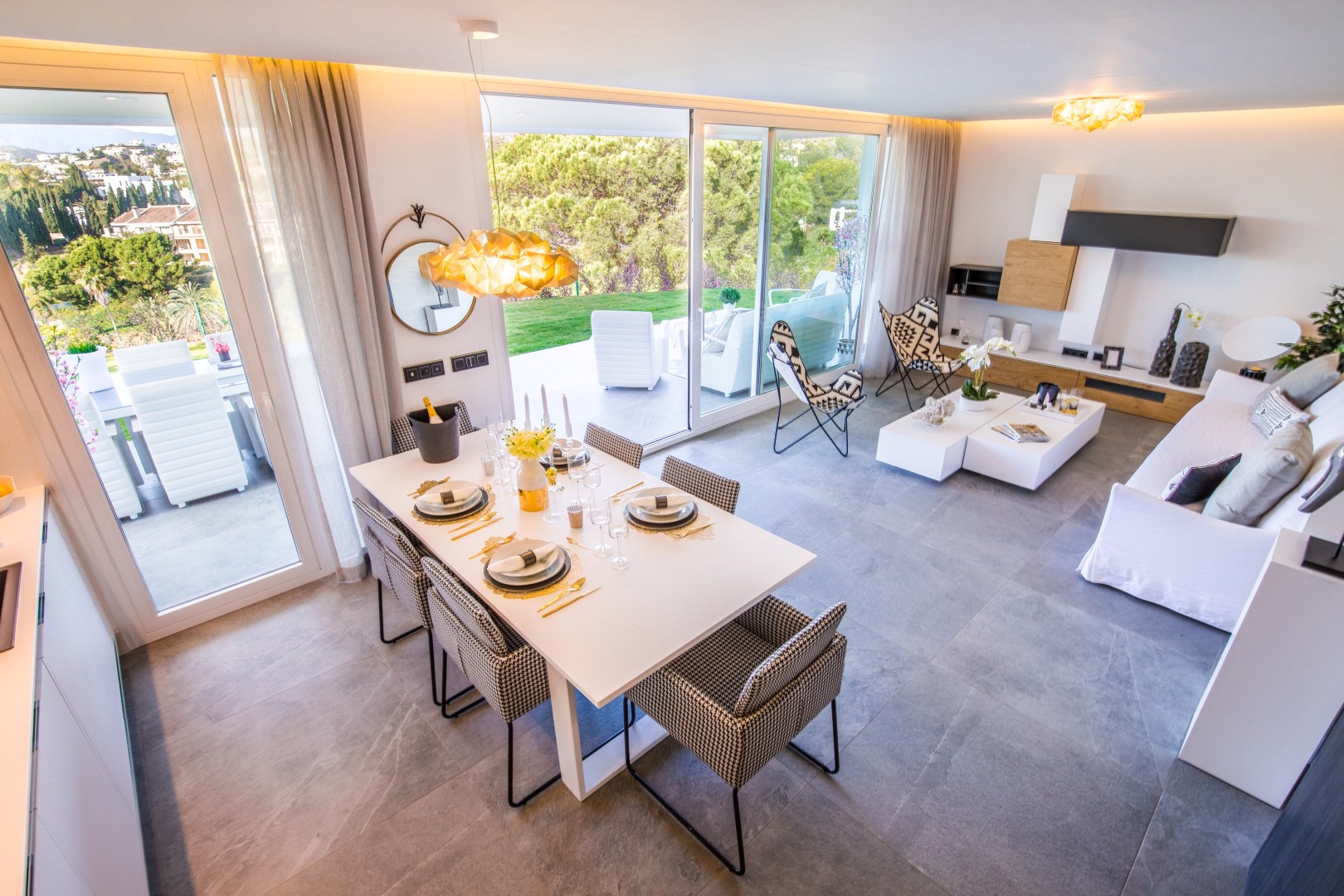 Apartamenty na sprzedaż w La Quinta (Marbella) MA8459949