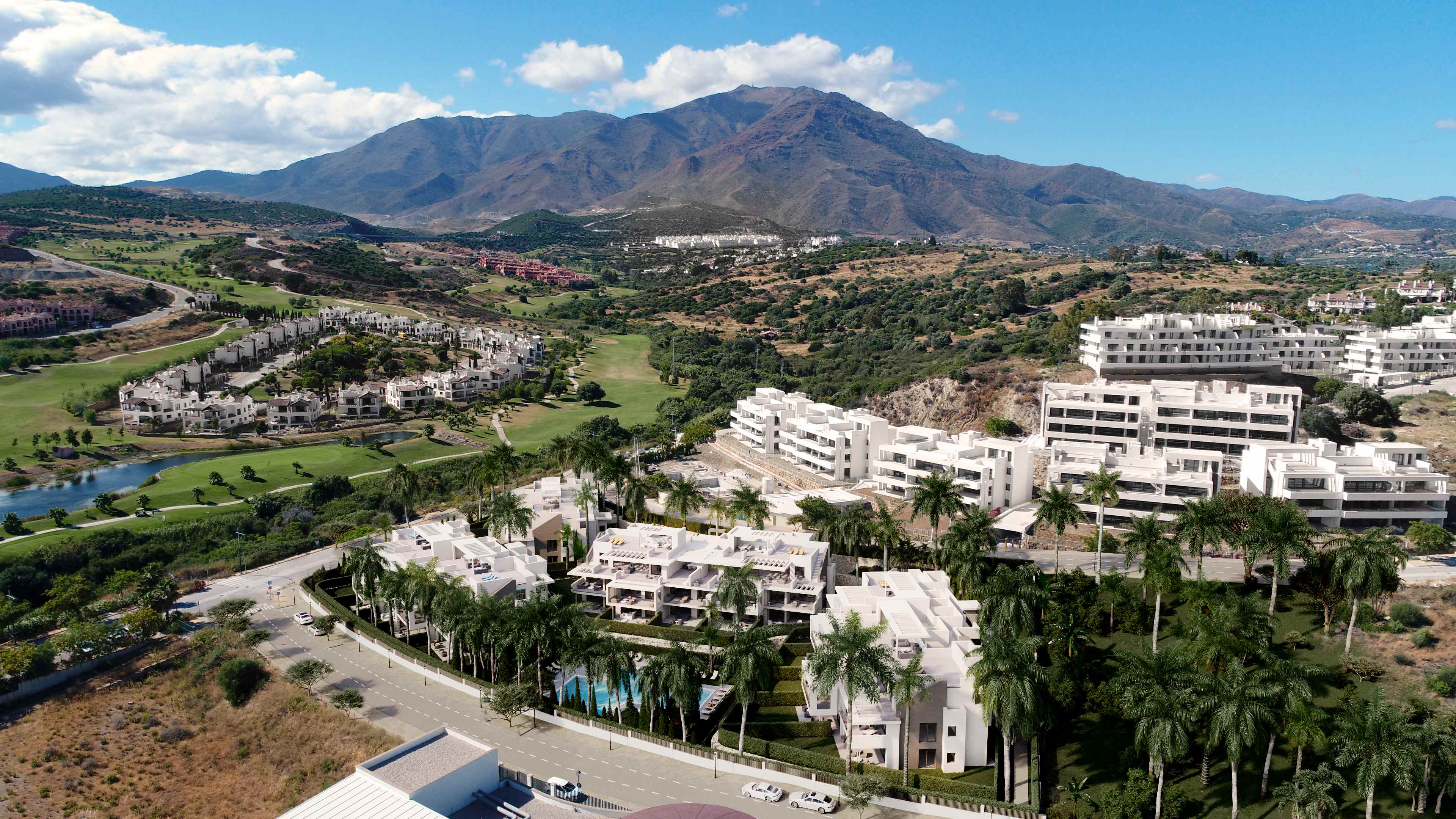 Apartments for sale in Estepona - R4793152