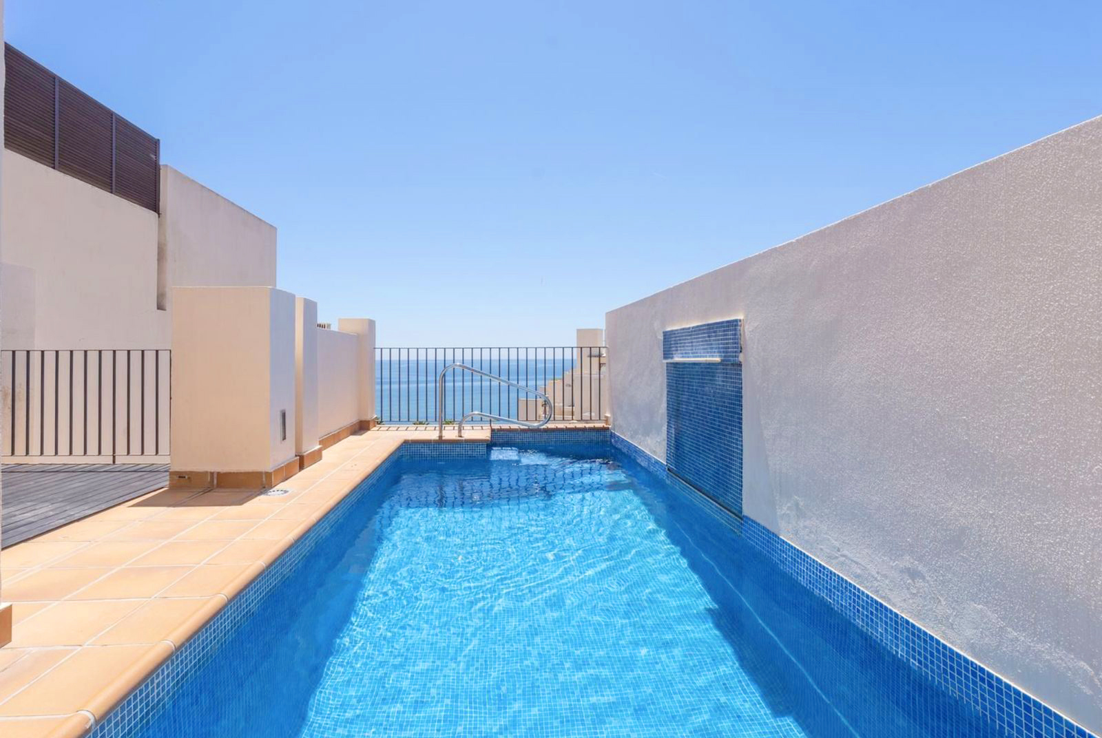 Penthouse Til salgs i Estepona - MCO5960719